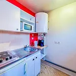 Bel Avec Balcon Et Parking Prive Apartment